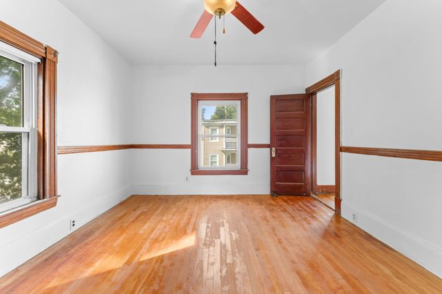 3 Huntington Pl, Brockton, MA 02301