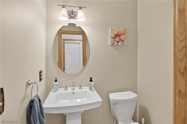 12145 Reserve Lane, Chesterland, OH 44026