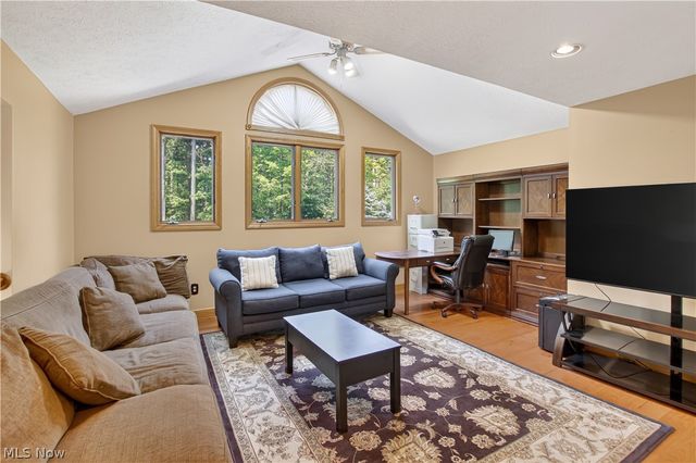 12145 Reserve Lane, Chesterland, OH 44026