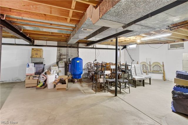 12145 Reserve Lane, Chesterland, OH 44026