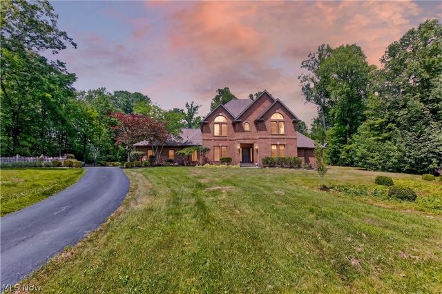 12145 Reserve Lane, Chesterland, OH 44026