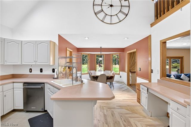 12145 Reserve Lane, Chesterland, OH 44026