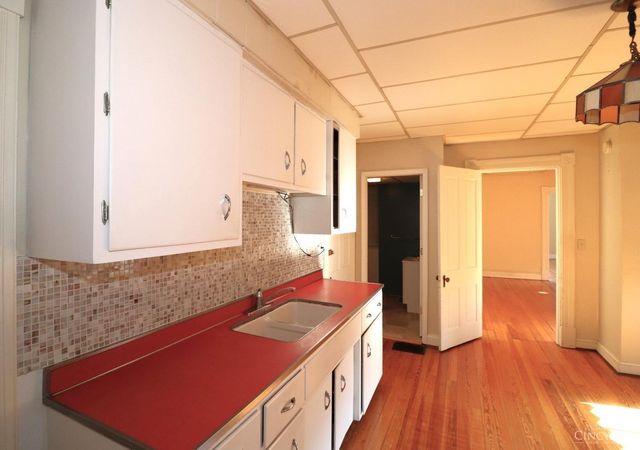 2462 Fairview Avenue, Cincinnati, OH 45219