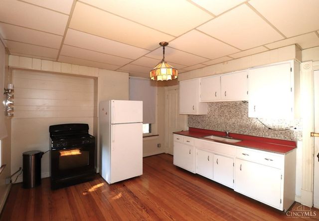 2462 Fairview Avenue, Cincinnati, OH 45219