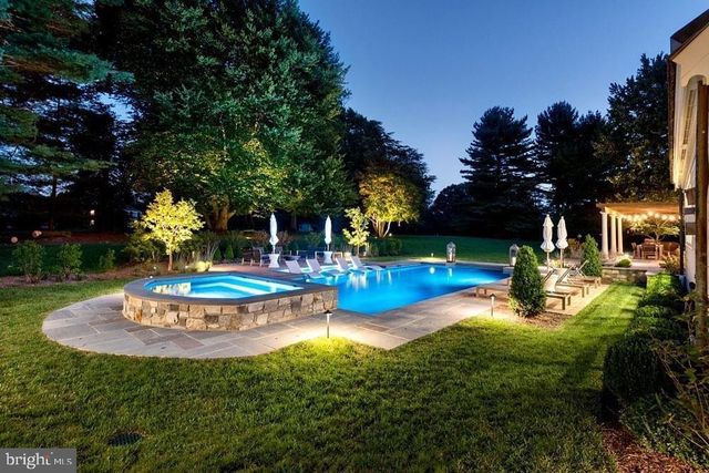 419 DUTTON MILL RD, Malvern, PA 19355