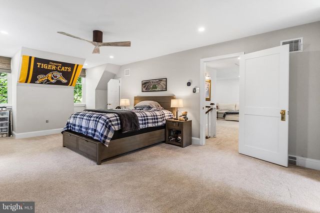 419 DUTTON MILL RD, Malvern, PA 19355