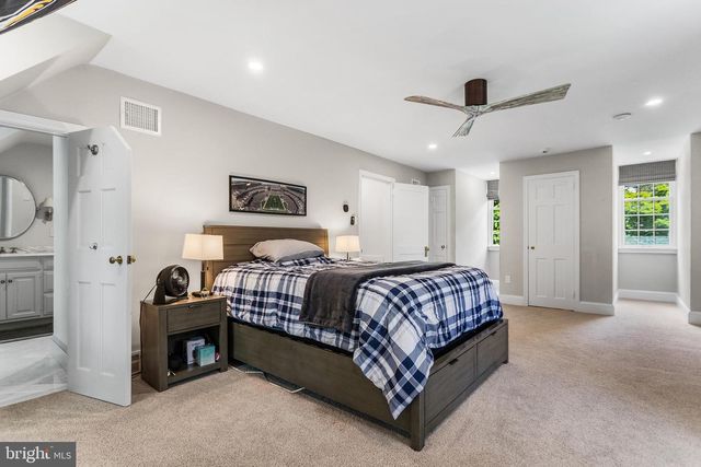 419 DUTTON MILL RD, Malvern, PA 19355