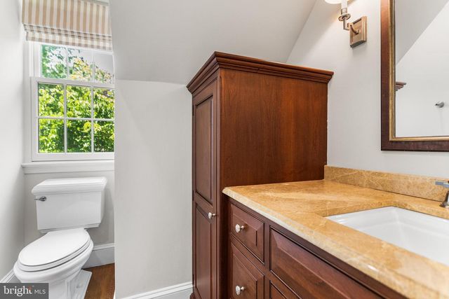 419 DUTTON MILL RD, Malvern, PA 19355
