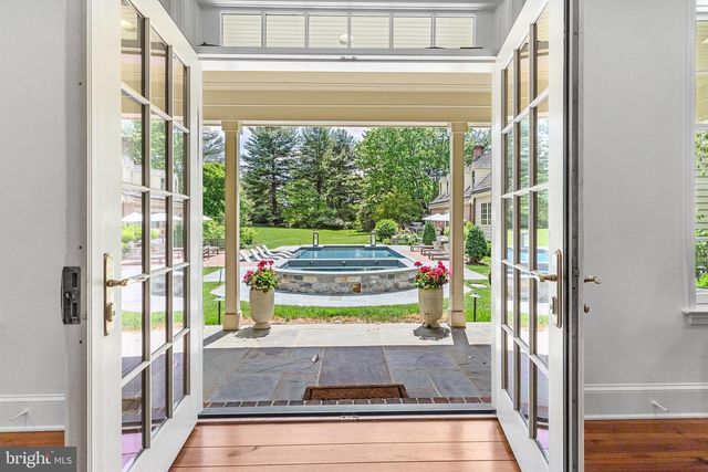 419 DUTTON MILL RD, Malvern, PA 19355