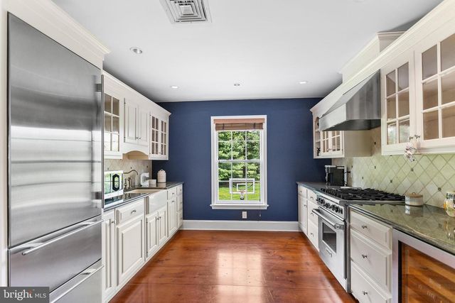 419 DUTTON MILL RD, Malvern, PA 19355