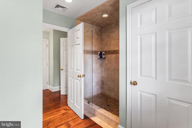 419 DUTTON MILL RD, Malvern, PA 19355