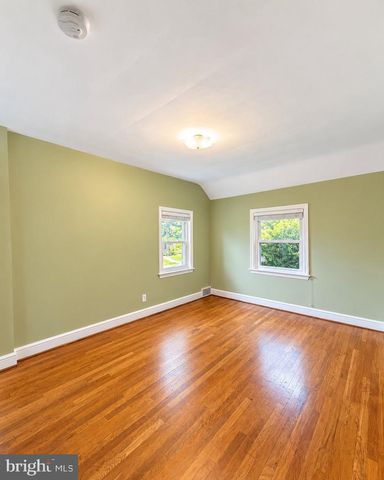 1837 N HARTFORD ST, Arlington, VA 22201