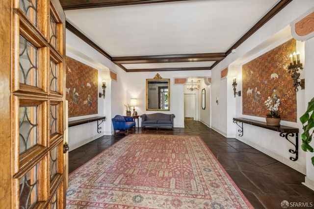 1999 Broadway Street 32, San Francisco, CA 94109
