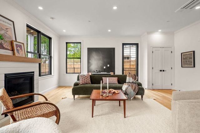 27 Shepard St 5, Boston, MA 02135