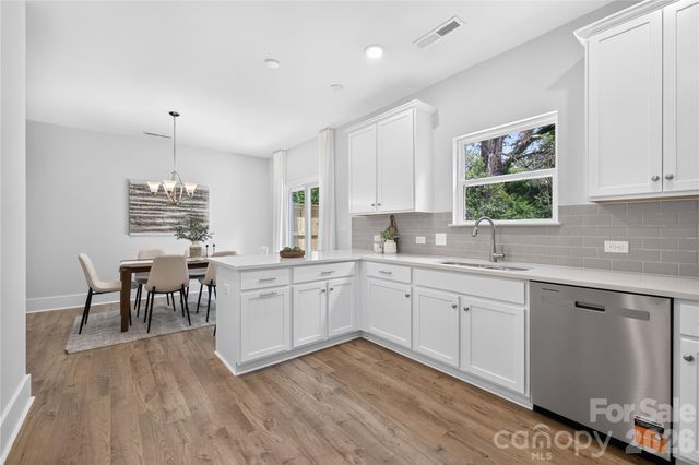 839 Druid Circle, Charlotte, NC 28206