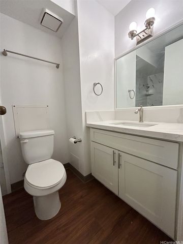 1750 Kalakaua Avenue 1901, Honolulu, HI 96826