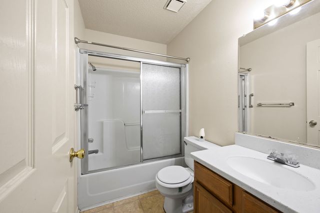 5908 Sara Street, Johnson, AR 72704
