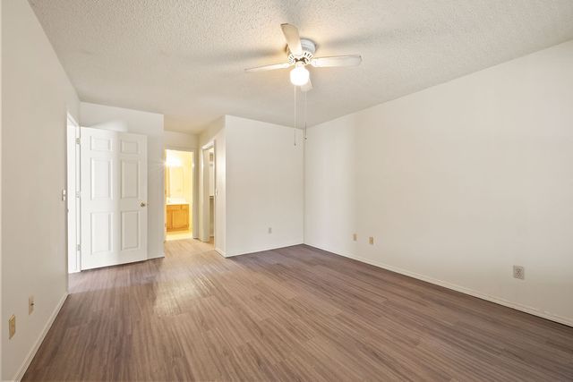 5908 Sara Street, Johnson, AR 72704