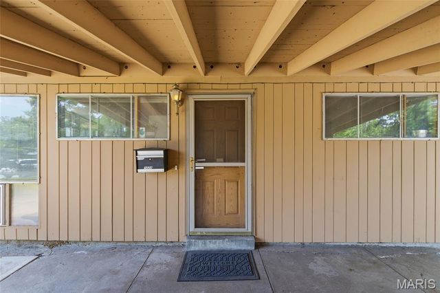 1029 Coffey Court, St Louis, MO 63126
