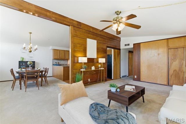 1029 Coffey Court, St Louis, MO 63126