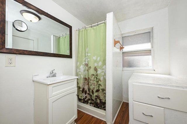 130 S 74th STREET, Milwaukee, WI 53214