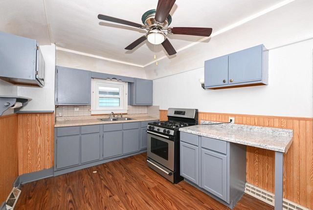 130 S 74th STREET, Milwaukee, WI 53214