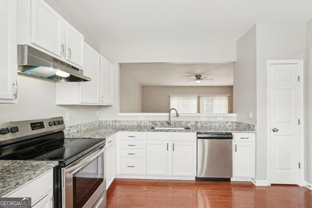 3034 Deerborne Court SW, Atlanta, GA 30331