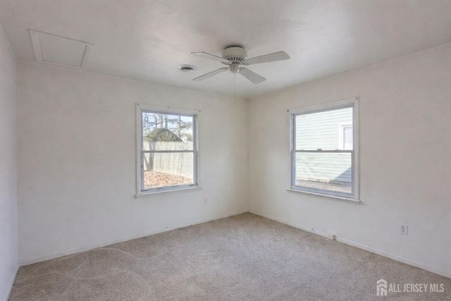 71 Shawmont Lane, Willingboro, NJ 08046