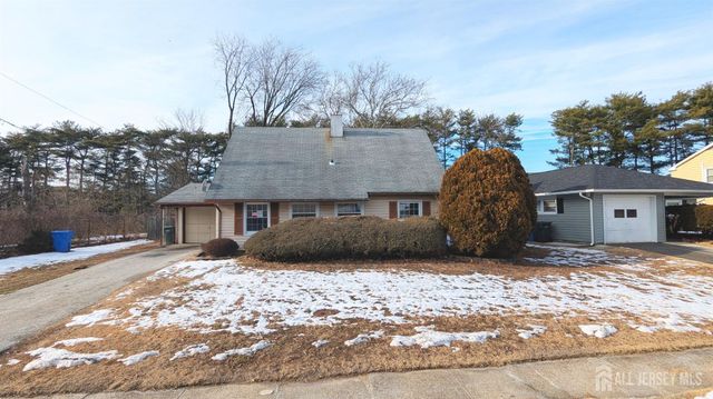 71 Shawmont Lane, Willingboro, NJ 08046