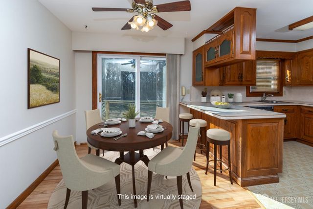 18 Andover Road, Old Bridge, NJ 08857