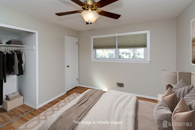 18 Andover Road, Old Bridge, NJ 08857