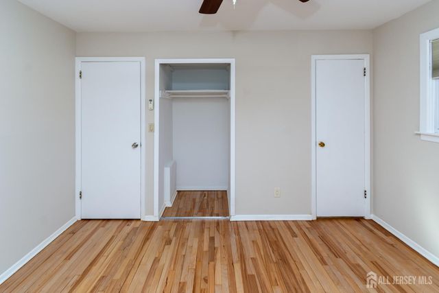 18 Andover Road, Old Bridge, NJ 08857