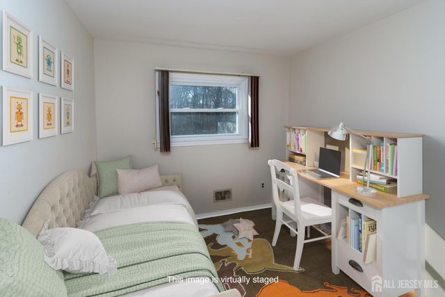 18 Andover Road, Old Bridge, NJ 08857