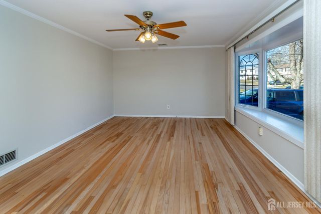 18 Andover Road, Old Bridge, NJ 08857