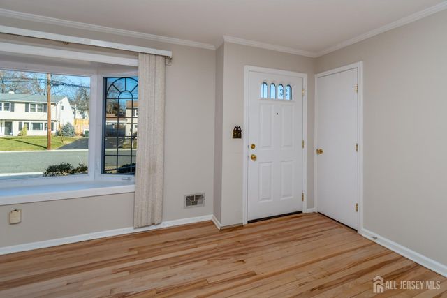 18 Andover Road, Old Bridge, NJ 08857