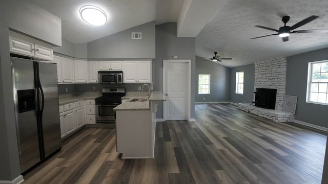 1755 Lee Road 0430, Smiths Station, AL 36877