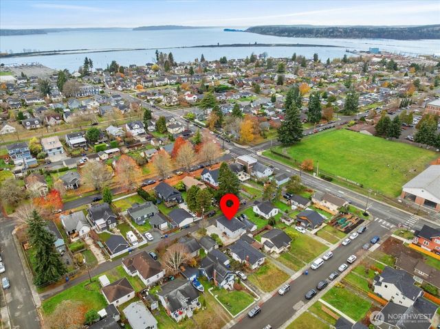1016 Rockefeller Avenue, Everett, WA 98201