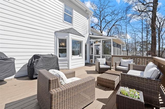 600 Willow Knoll SE Drive, Marietta, GA 30067