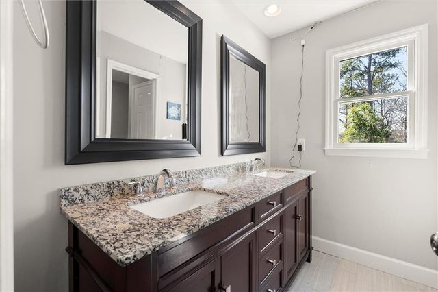 600 Willow Knoll SE Drive, Marietta, GA 30067