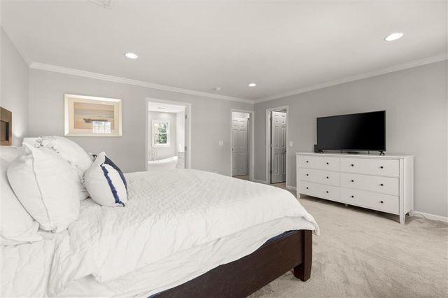 600 Willow Knoll SE Drive, Marietta, GA 30067