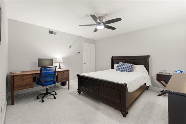 600 Willow Knoll SE Drive, Marietta, GA 30067