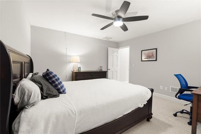 600 Willow Knoll SE Drive, Marietta, GA 30067