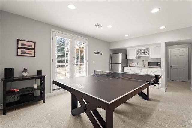 600 Willow Knoll SE Drive, Marietta, GA 30067