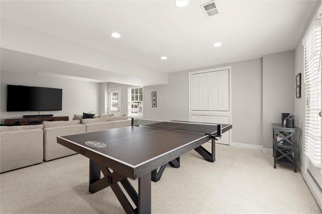 600 Willow Knoll SE Drive, Marietta, GA 30067