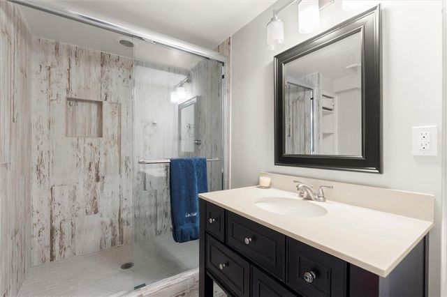 600 Willow Knoll SE Drive, Marietta, GA 30067