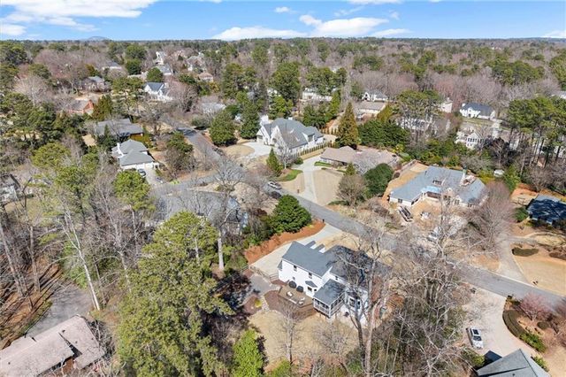 600 Willow Knoll SE Drive, Marietta, GA 30067