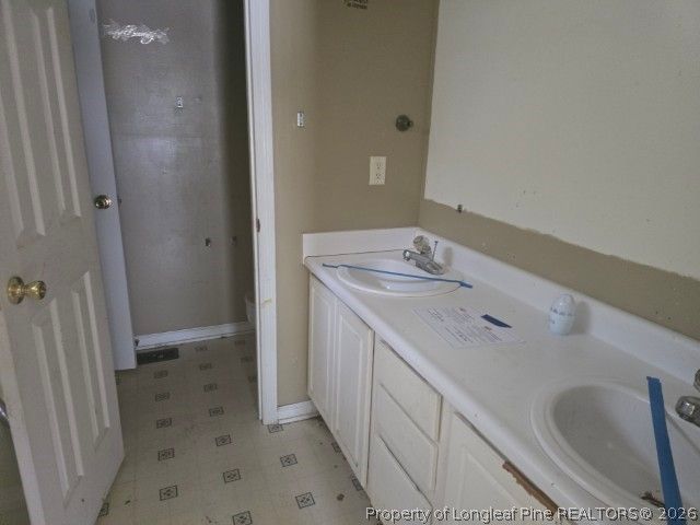 4713 Miranda Drive, Hope Mills, NC 28348