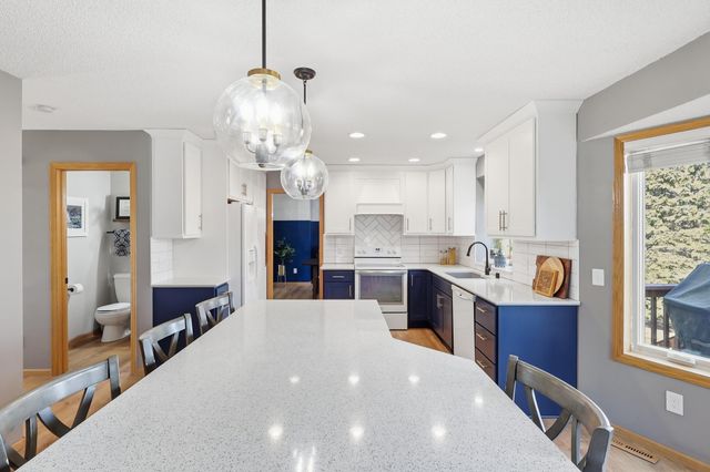 14125 Crocus Way, Rosemount, MN 55068