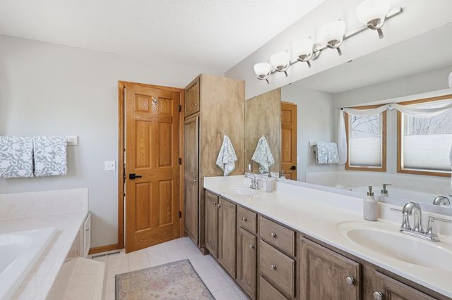 14125 Crocus Way, Rosemount, MN 55068