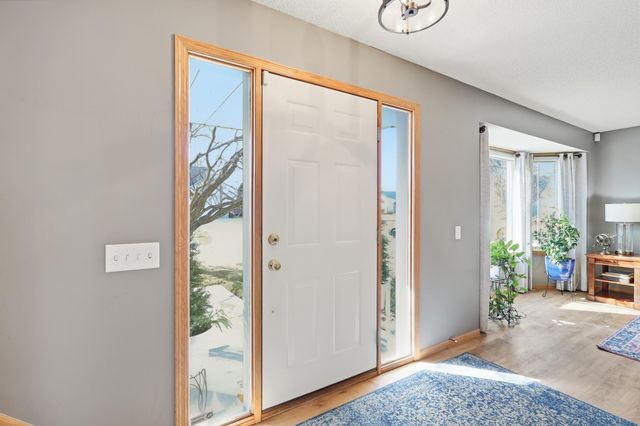 14125 Crocus Way, Rosemount, MN 55068